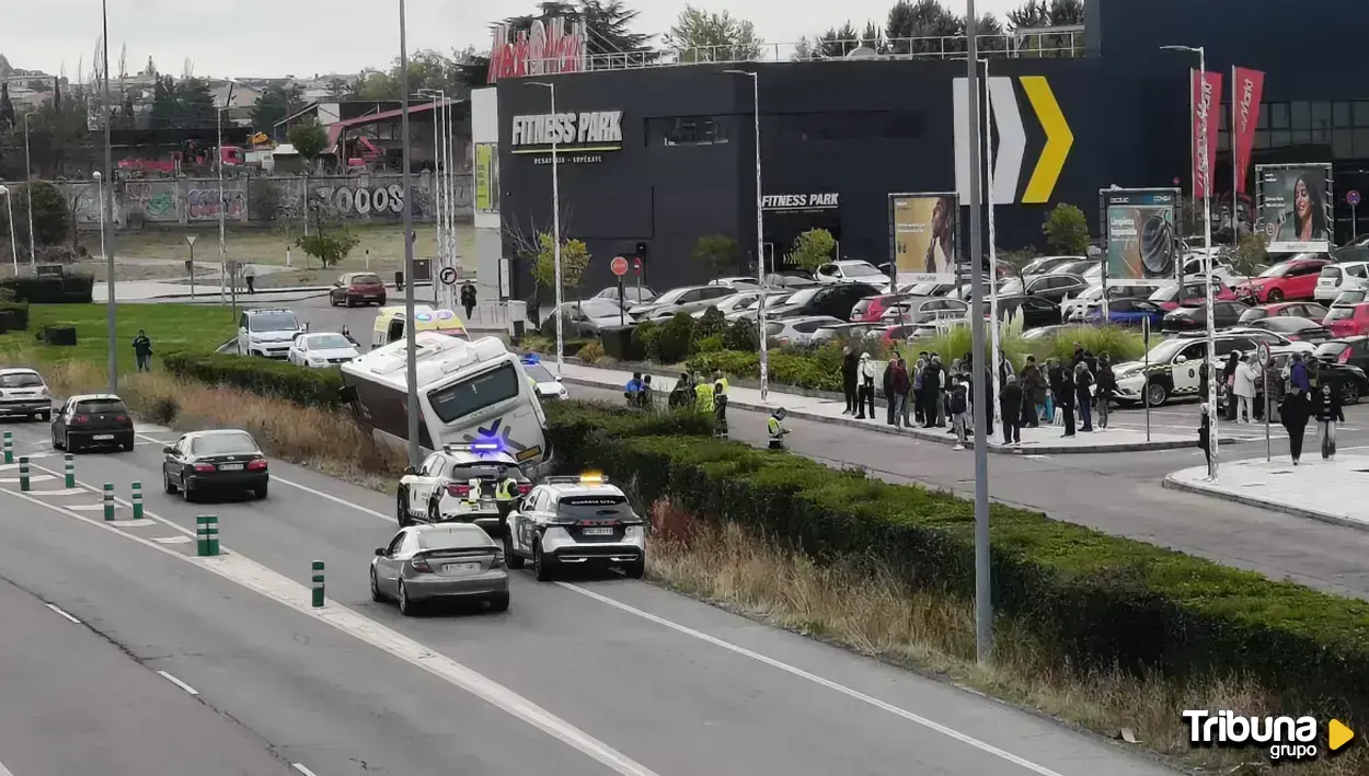 Bus overturns in Salamanca after driver reportedly faints